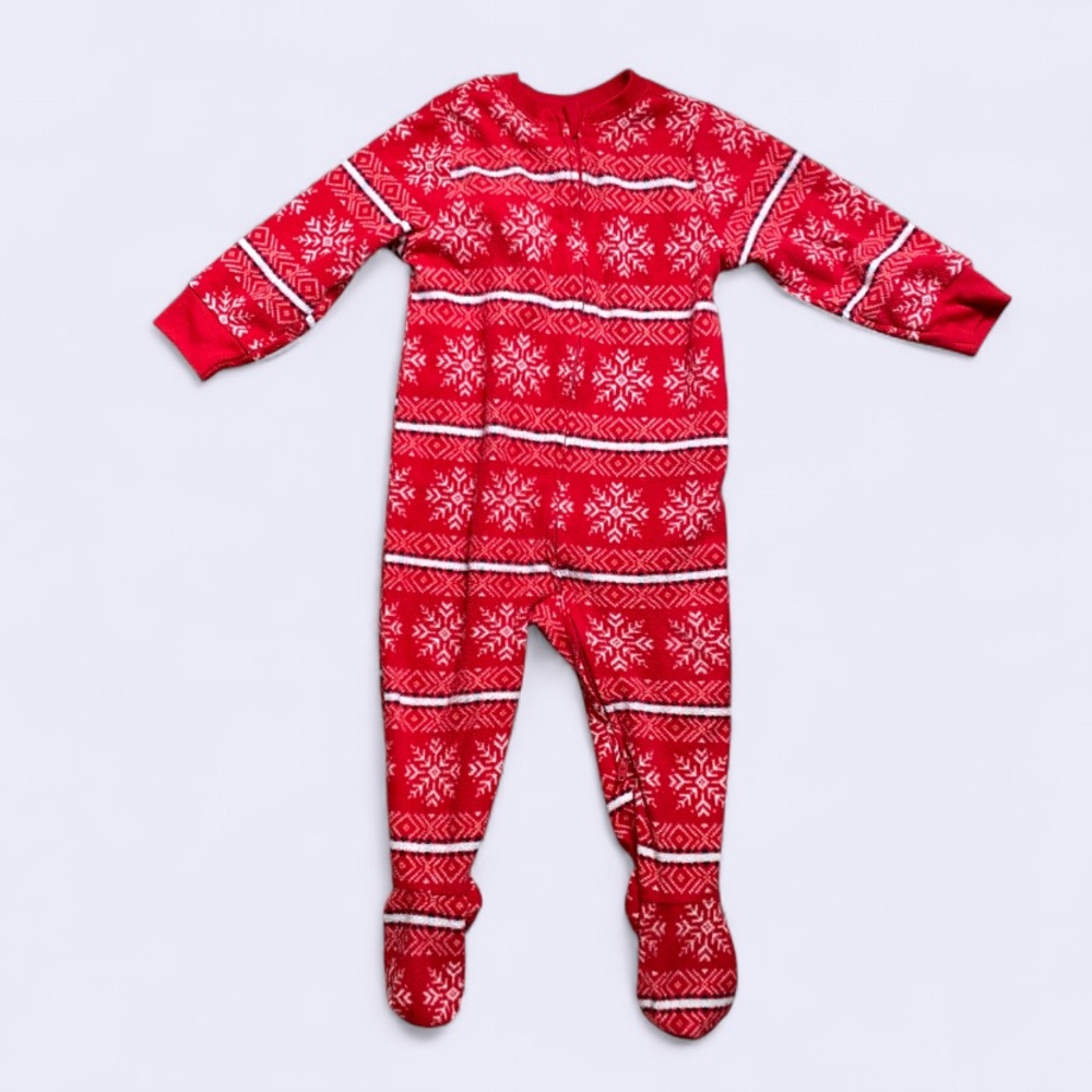 7/$20 Fleece footed pajama snowflakes